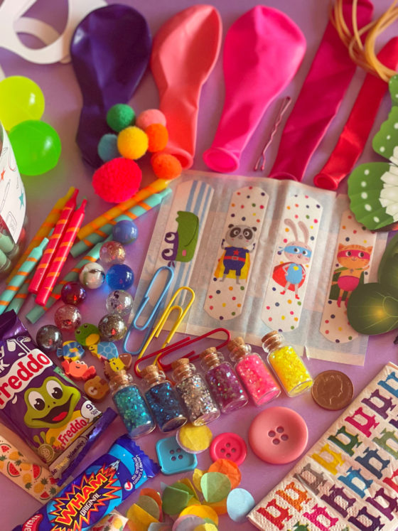 DIY CRAFTS: How to make a Happiness Kit