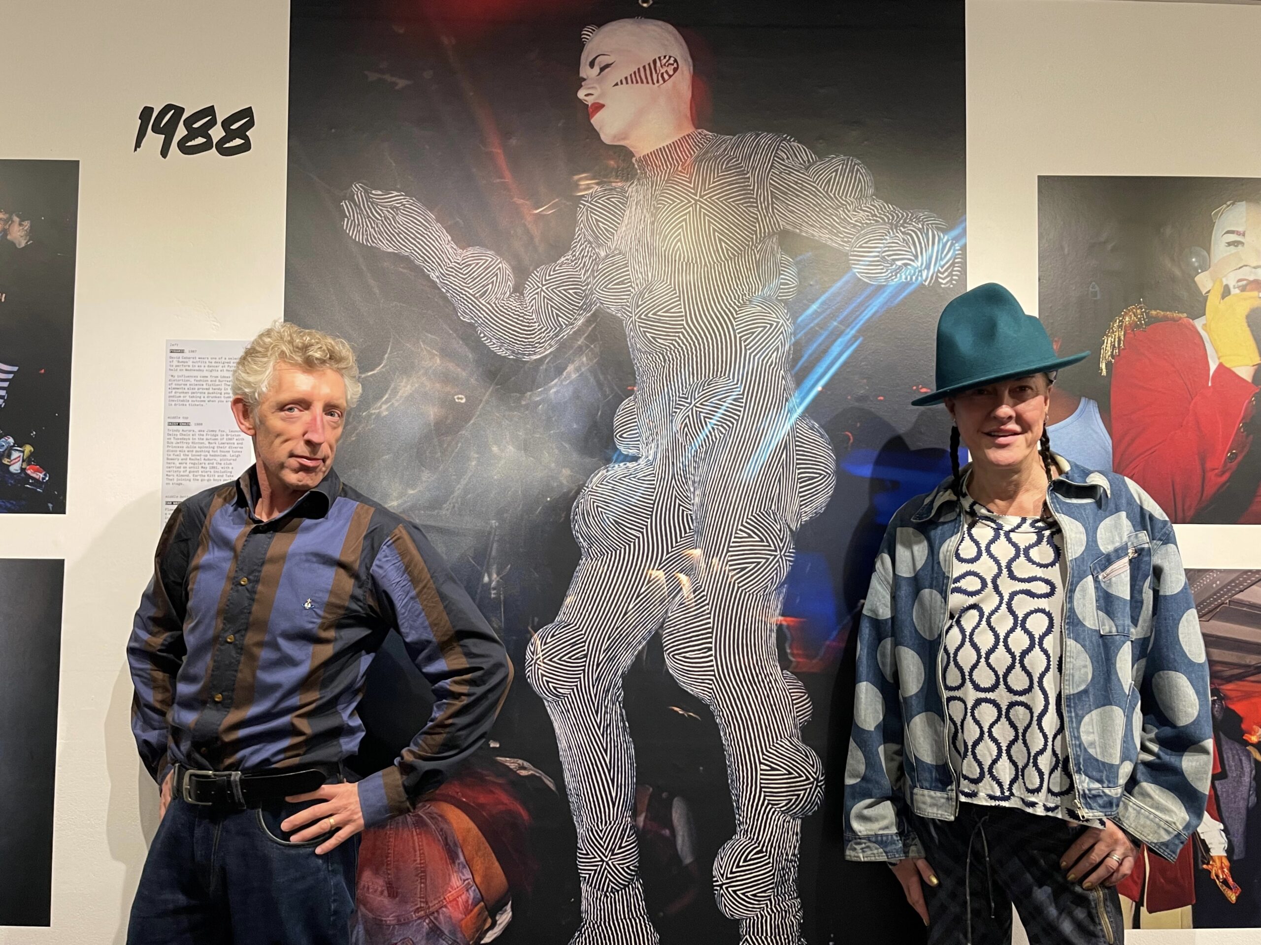 dave swindells and maur valance at outlaws renegades exhibition